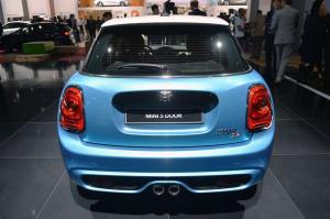2015 Mini Hardtop 5-Door Live From Paris 2014