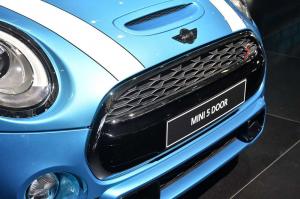 2015 Mini Hardtop 5-Door Live From Paris 2014