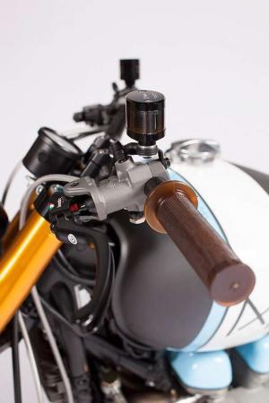 2005 Triumph Bonneville El Carmen