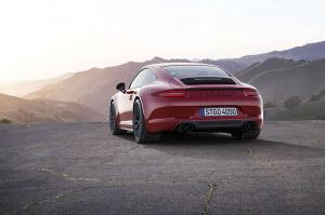 2014 Porsche 911 Carrera 4 GTS Coupe