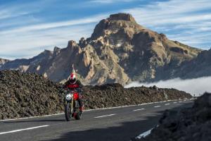 2014 Ducati Monster 1200S