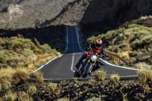 2014 Ducati Monster 1200S