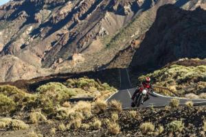 2014 Ducati Monster 1200S