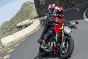 2014 Ducati Monster 1200S