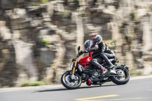 2014 Ducati Monster 1200S
