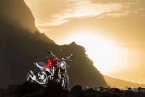 2014 Ducati Monster 1200S