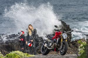 2014 Ducati Monster 1200S