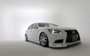 2014 Lexus LS460 F-Sport by Rowen Japan