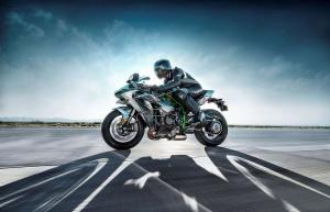 Kawasaki представляет дорожную версию Ninja H2