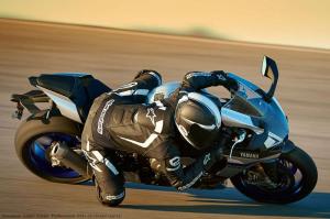 2015 Yamaha YZF-R1M