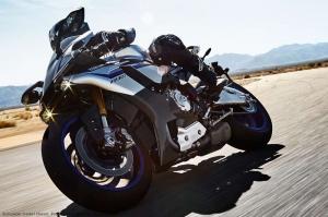 2015 Yamaha YZF-R1M