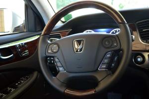 2014 Hyundai Equus