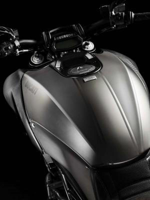 2015 Ducati Diavel Titanium 2015 LE