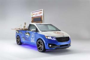 На автошоу SEMA дебютировал мини-бар Kia Sedona