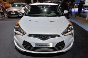 2014 Hyundai Veloster Re:Flex Live From Chicago 2014