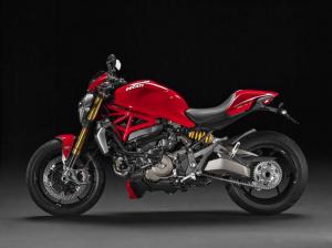 2015 Ducati Monster 821 & Monster 1200 S