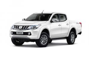 2015 Mitsubishi Triton Double Cab TH)