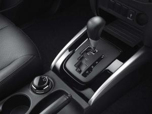 2015 Mitsubishi Triton Double Cab TH)