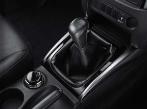 2015 Mitsubishi Triton Double Cab TH)