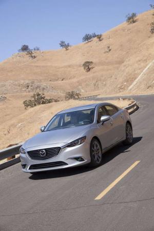 В Лос-Анджелесе показали обновленный седан Mazda6