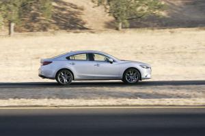 В Лос-Анджелесе показали обновленный седан Mazda6