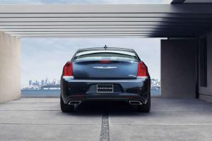 2015 Chrysler 300C Platinum