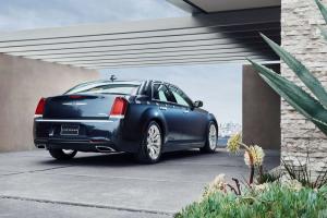 2015 Chrysler 300C Platinum