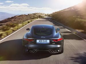 2015 Jaguar F-Type R Coupe AWD UK)