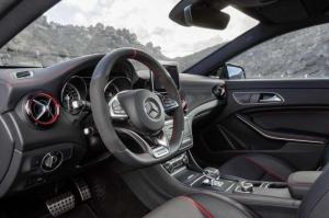 2015 Mercedes-AMG CLA45 Shooting Brake