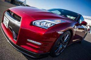2015 Nissan GT-R