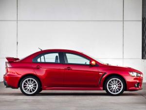 2014 Mitsubishi Lancer Evolution GSR US)
