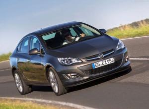 2013 Opel Astra Sedan