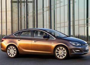 2013 Opel Astra Sedan
