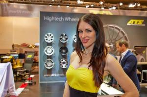 Девушки с автосалона Essen 2014