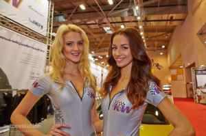 Девушки с автосалона Essen 2014