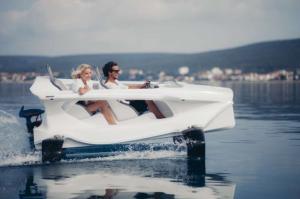2014 Quadrofoil Q2A