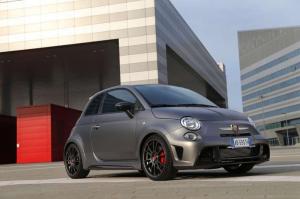 2014 Abarth 695 Biposto
