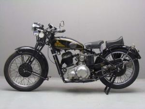 1935 New Imperial M80