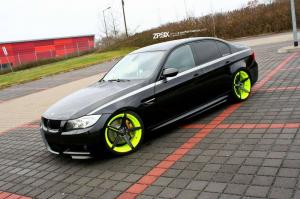 2014 BMW 3-Series on Z-Performance Wheels