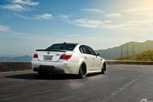 2014 BMW M5 EGTS60 by Enlaes
