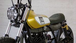 1975 Yamaha DT250 Custom by Chris Zahner