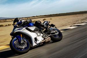 2015 Yamaha YZF-R1