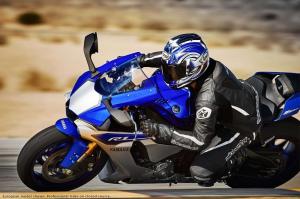 2015 Yamaha YZF-R1