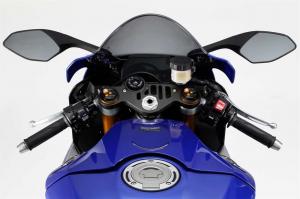 2015 Yamaha YZF-R1