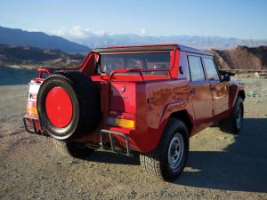 1989 Lamborghini LM002