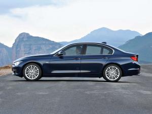 2012 BMW 328i Sedan Luxury Line
