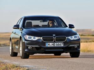 2012 BMW 328i Sedan Luxury Line