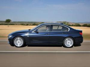 2012 BMW 328i Sedan Luxury Line