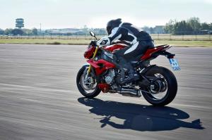 2014 BMW S1000R