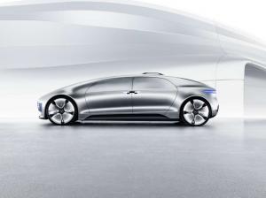 Новый концепт-кар от Mercedes-Benz – на водороде и с автопилотом